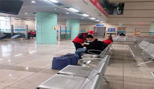 靈石縣汽車站開展“不忘初心、牢記使命”主題教育志愿服務(wù)活動(dòng)